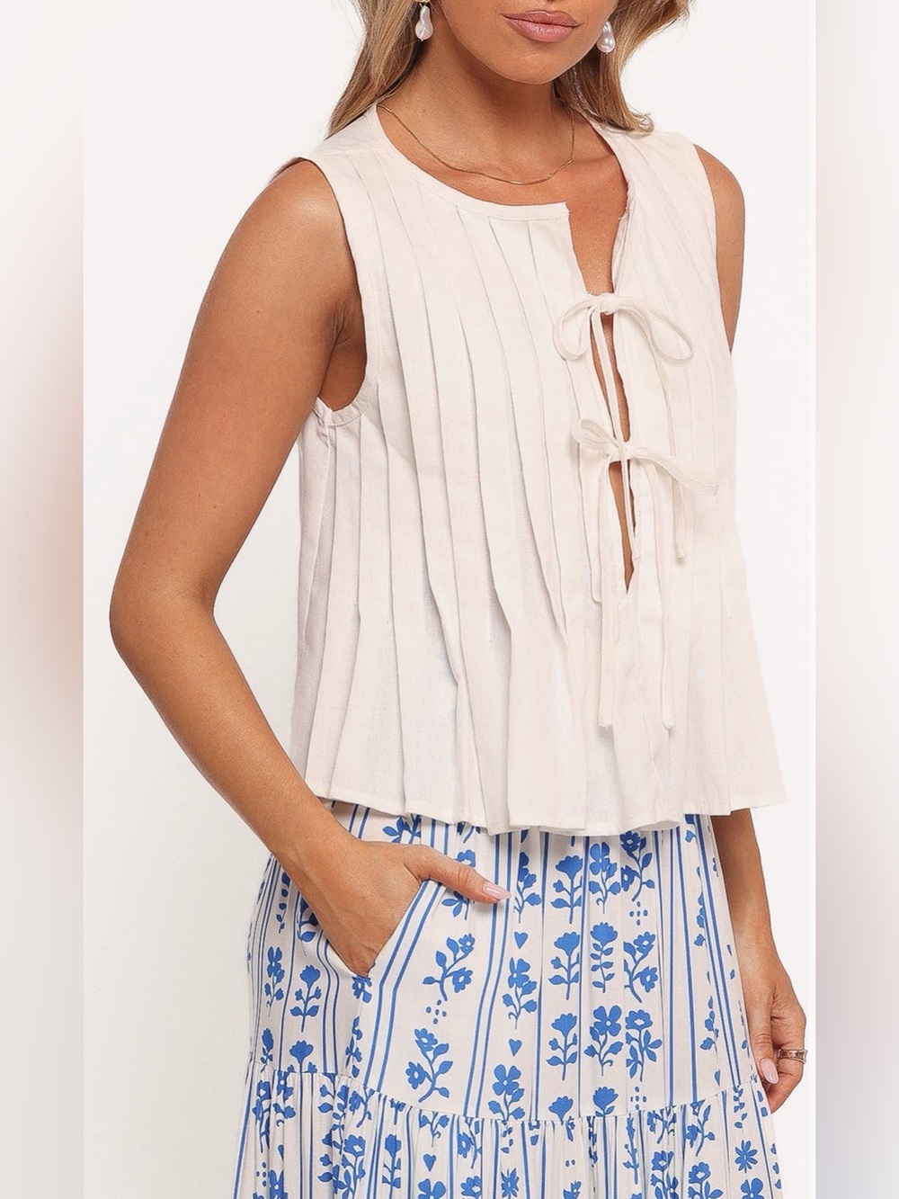 NWT Petal & Pup Delia Linen Sleeveless Pleated Tie-Front Top in Cream XL